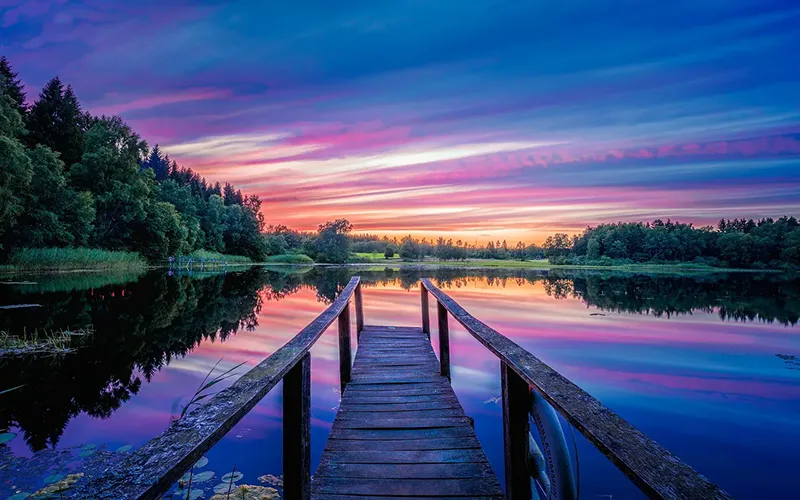lake-6496772_1280